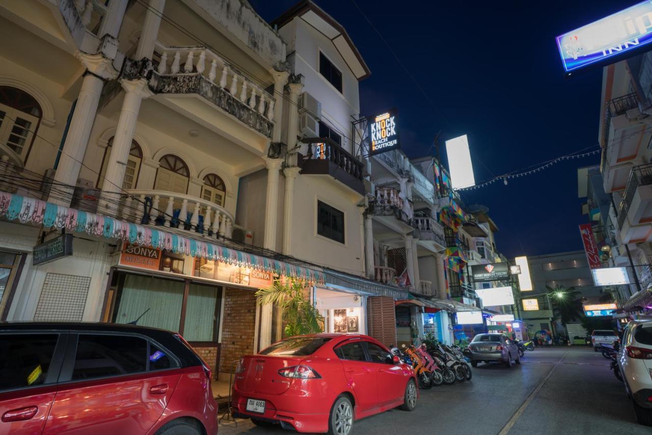 Отель Knock Knock Beach Boutique Patong Экстерьер фото